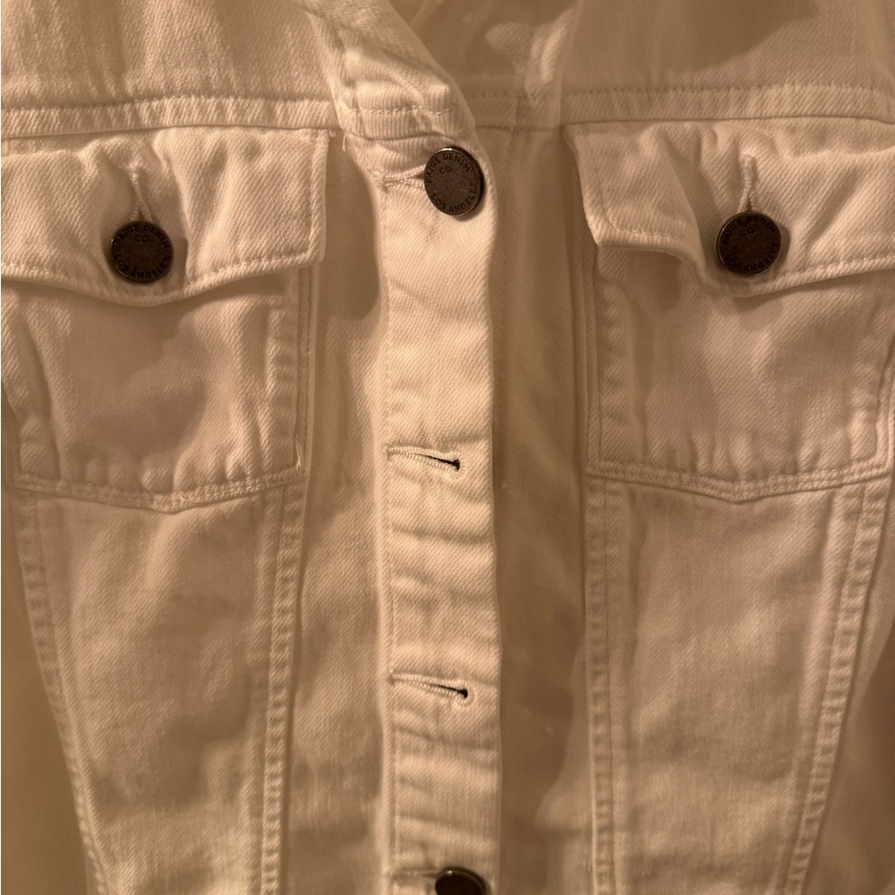 PAIGE white jean jacket - Picture 3 of 9